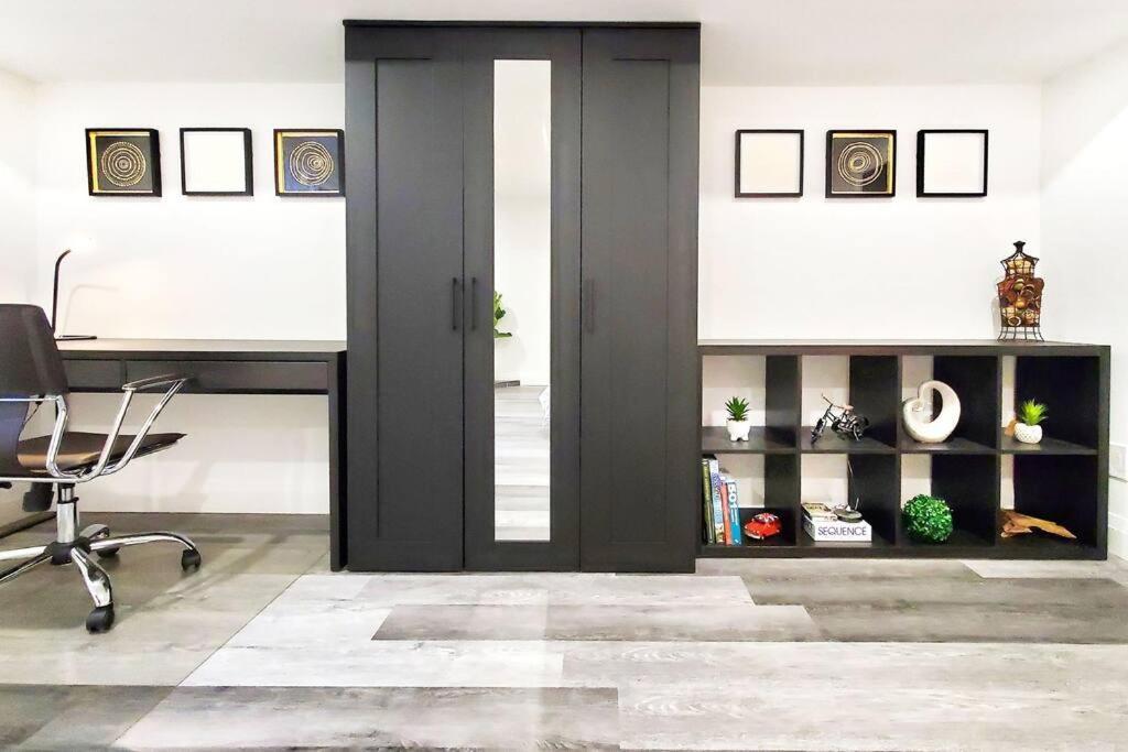 Renovated Guest Suite Near The Lake & High Park In Toronto! エクステリア 写真